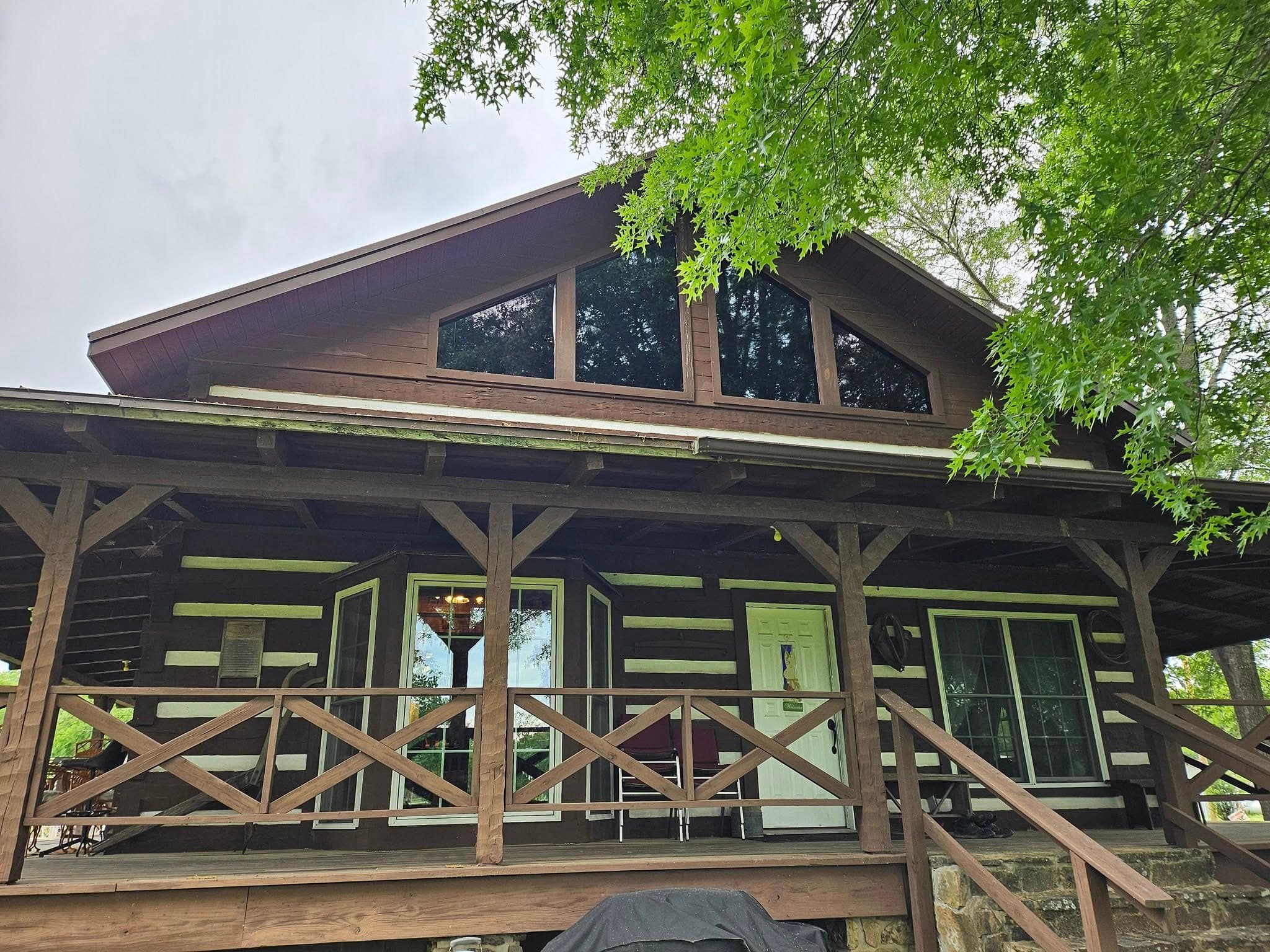Log cabin tinting